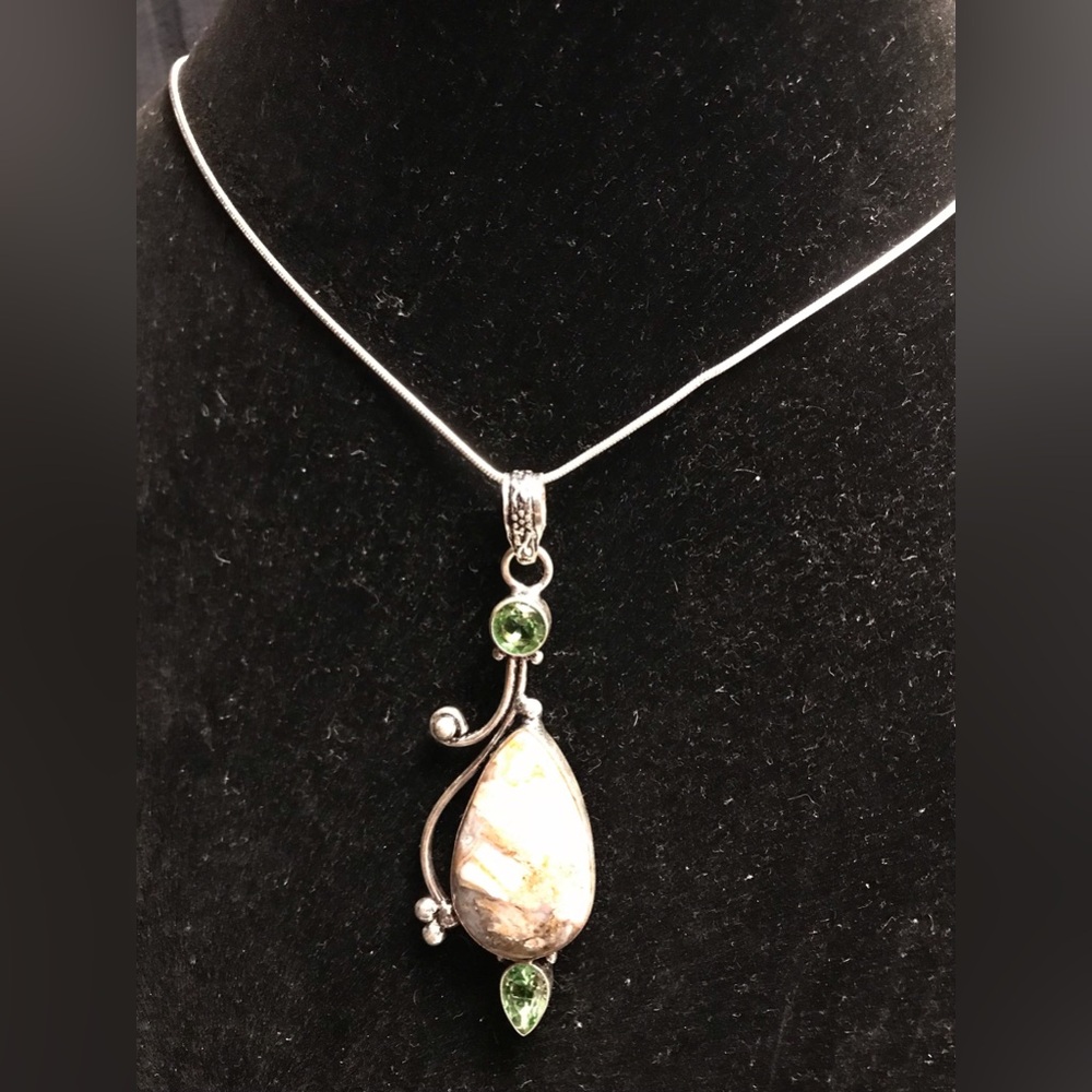 Peridot - Picture 5 of 6